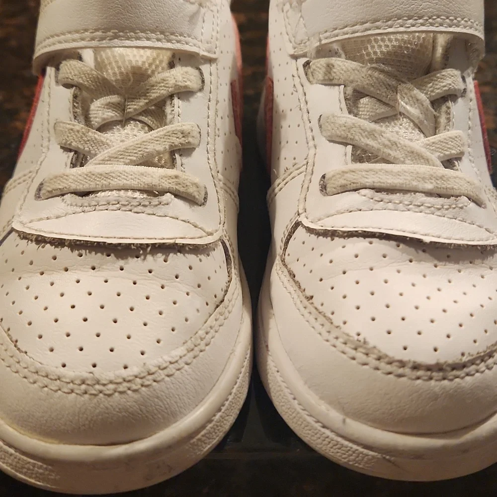 Nike Kids White With Pink Leopard Print Swoosh Sneakers Size 10 Child